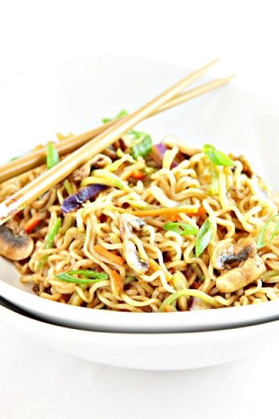 Vegetable Noodle Bowl with Mushrooms