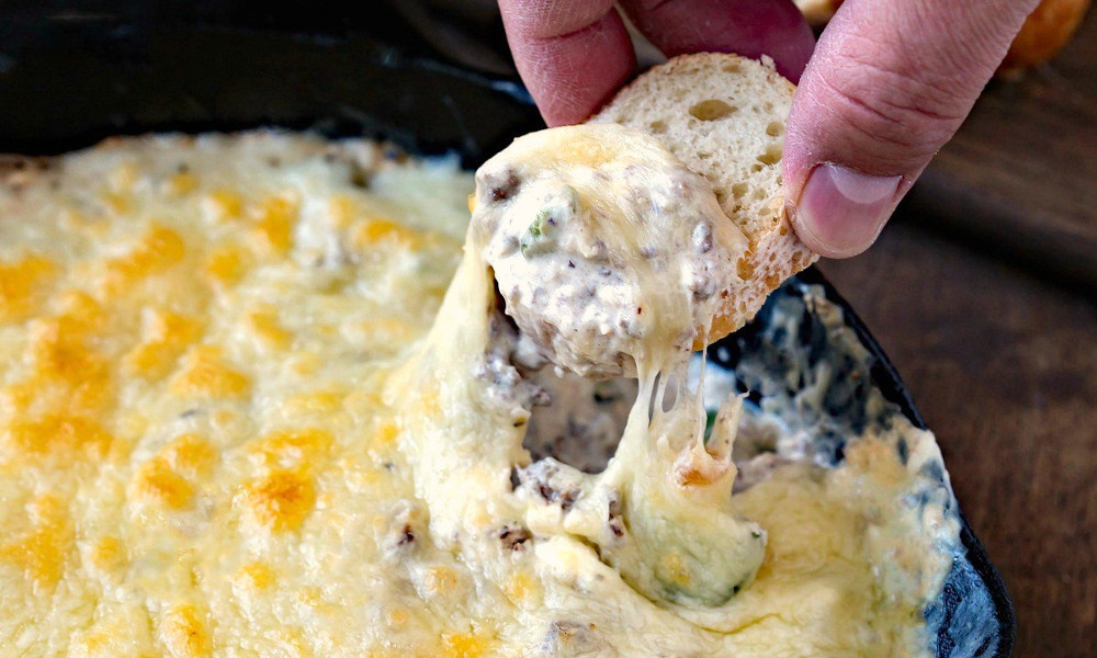 Philly Cheesesteak Skillet Dip