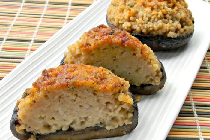 Gorgonzola & Port Macaroni Stuffed Portabellas