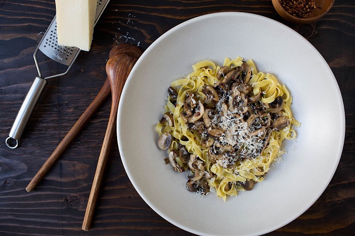 Tagliatelle Pasta with a Light Mushroom Sauce