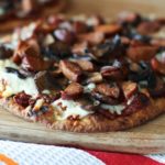 Sausage-Mushroom-Sundried-Tomato-Naan-Pizza_preview