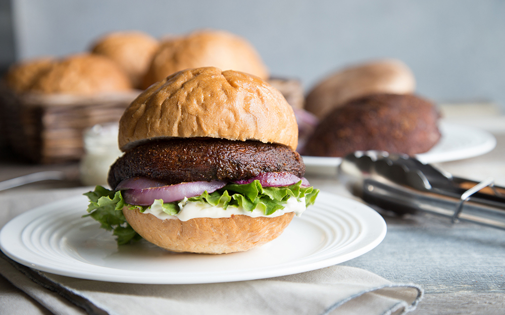 Grilled Portabella Burgers With Garlic Mayo