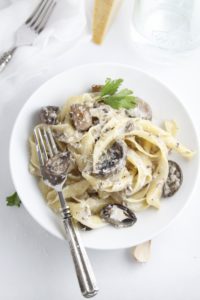 Pasta with Creamy Mushroom Sauce